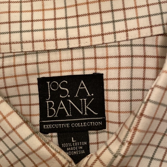 Jos A Bank Cream Button Down Collar Shirt - Large - Picture 2 of 6